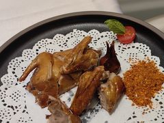 -红鼎豆捞·非遗鲍皇汤火锅(宝丰路店)