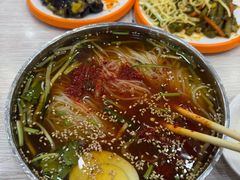 -三姐妹冷面馆(保卫路店)