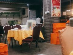 大堂-鹏城人家海鲜酒家·23年老字号(较场尾店)