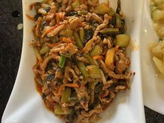 酸菜炒肉-喜洲翰林餐厅(董家百年老宅店)