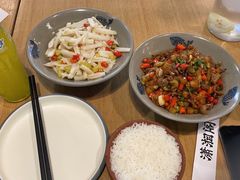 酸辣鸡胗-潇湘阁(尚都SOHO店)