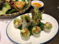 牛油果芒果软壳蟹米纸-美奈小馆·越南料理(中航城君尚购物中心店)