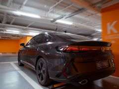 -前滩太古里木区停车场