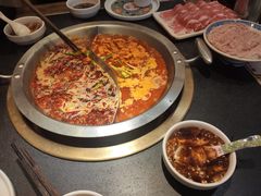 -沸炉重庆老火锅(军事博物馆店)