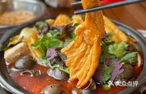 Snail and Duck Claw Stew