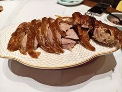 -梅利汴京烤鸭•开封豫菜地标店(东大街店)