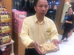 -钜记手信(威尼斯人K12店)