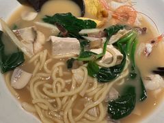 -荣家黄鱼面(前滩太古里店)