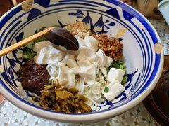 -蜗牛小馆醉乡民谣云南菜(惠新西里店)