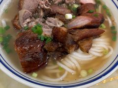 -香辉食馆(新兴路店)