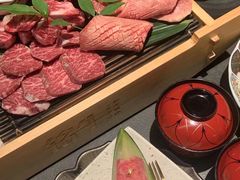 -铭牛烧肉·和牛海鲜自助(高新月牙湖店)