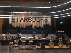 -星巴克臻选(上海虹桥新天地三店)
