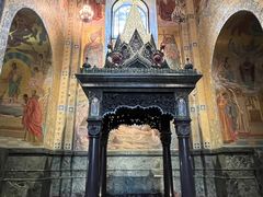 -滴血救世主教堂