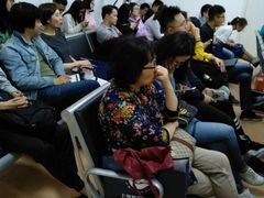 -上海大学附属上海和平眼科医院