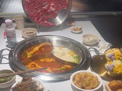 -老房老舍重庆火锅(假日城市店)