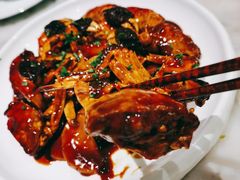 毛蟹炒年糕-蝶园·装修中(BFC外滩金融中心店)