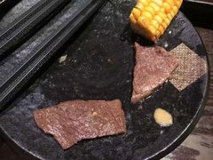 -山川小町·极番烧肉(新地假日广场店)