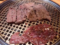 -唯成•韩国炭火烤肉 유성고기