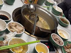 -润园四季椰子鸡火锅(欢乐海岸店)