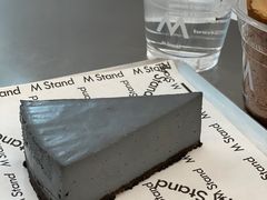 -M Stand(上海人民广场来福士店)