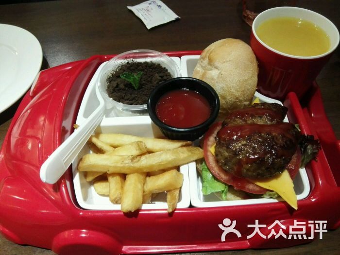 拉亚汉堡经典餐厅(金虹桥店)儿童套餐图片 - 第352张