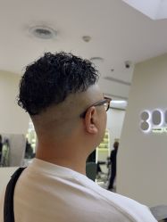 -八佰伴8008星级形象店