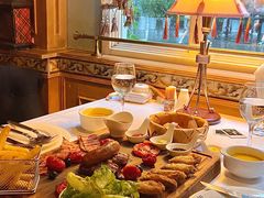 -火车头法国西餐厅