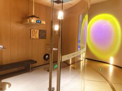 -涨巢·潮玩水疗局