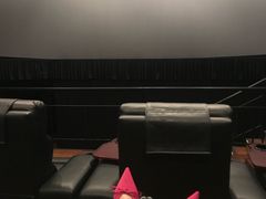 -英皇UA电影城(虹桥天地店)