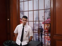 -深圳富苑皇冠假日套房酒店