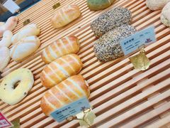 -焙丽拾光(麦凯乐直营店)