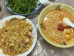 -家利美食店