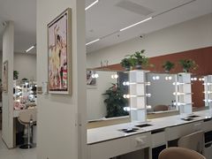 -HIMO海马体照相馆(上海华润CP静安店)