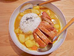 咖喱猪排饭-About Bistro關於·泰式家庭料理
