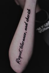 -脱白计划纹身集团