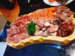 一口牛肉粒-熊出没日本烧肉放题