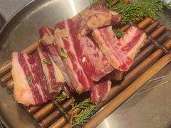 -草家酱蟹炭火烤肉店(珲春南路一店)