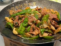 -费大厨辣椒炒肉(高铁吾悦广场店)