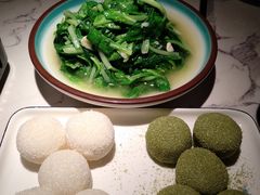 清炒小白菜-小凤庭·地道湖北菜武昌鱼·藕汤(38年黄鹤楼店)