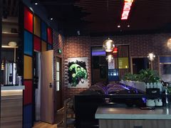 -三人行骨头王火锅(长寿店)