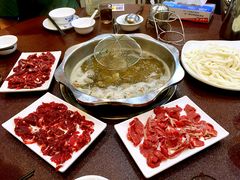 -牛肉彪·19年专注·潮汕牛肉火锅(祈福店)