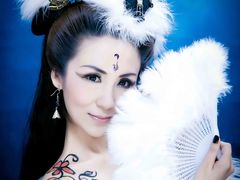 -九月鹰飞汉服摄影工作室