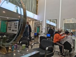 -水灵珑美容造型中心