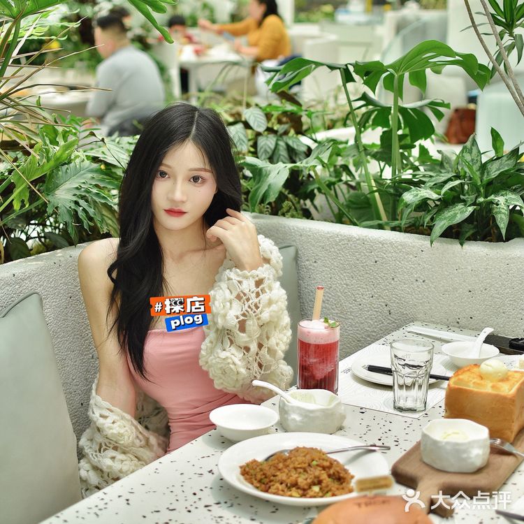 大树餐厅/像在云朵☁️上吃饭的餐厅