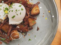 -ROAST coffee & eatery