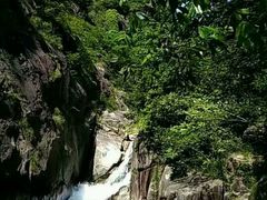 -鄣山大峡谷