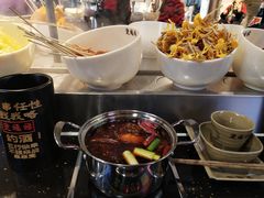 -八一路好吃街(雨田商务大厦店)