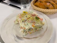 莫斯科花园鲜果时蔬沙拉-马克西姆俄罗斯餐厅(通亚街店)