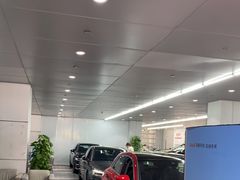 -上海冠松华奥奥迪4S店(张江店)