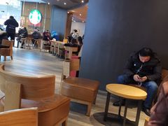 用餐区-星巴克臻选(周浦万达店)
